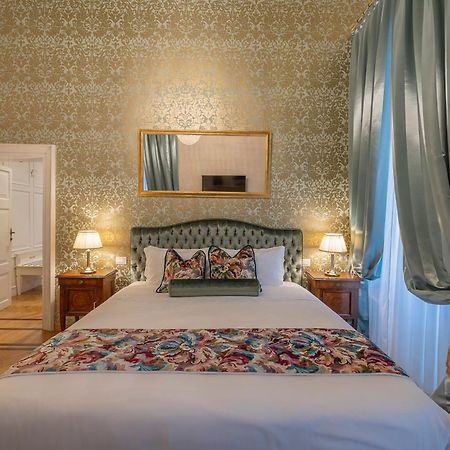 Palazzo Monga Boutique Guesthouse Verona Exterior foto